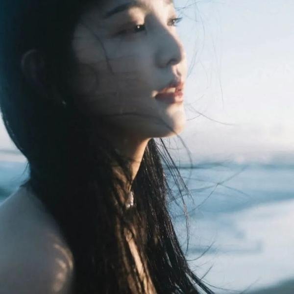 若能与你共乘海浪之上